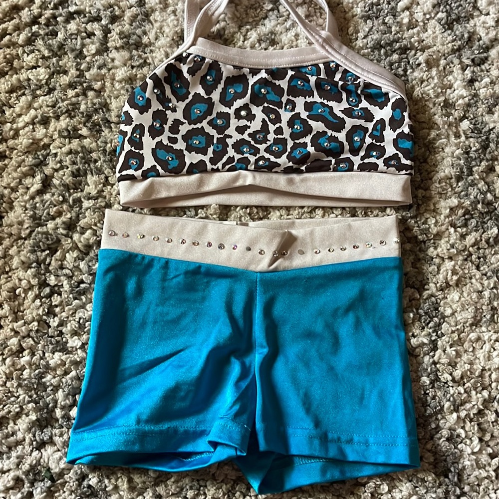 Lexi luu 2 piece